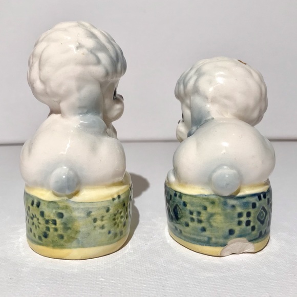 Vintage blue poodle kitschy salt and pepper shakers ceramic giftware knickknacks - Picture 4 of 7